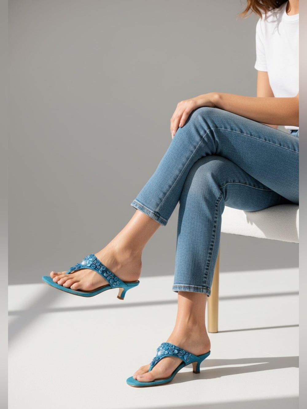 Ann Taylor Turquoise Beaded Thong Sandals Woman Size 6.5